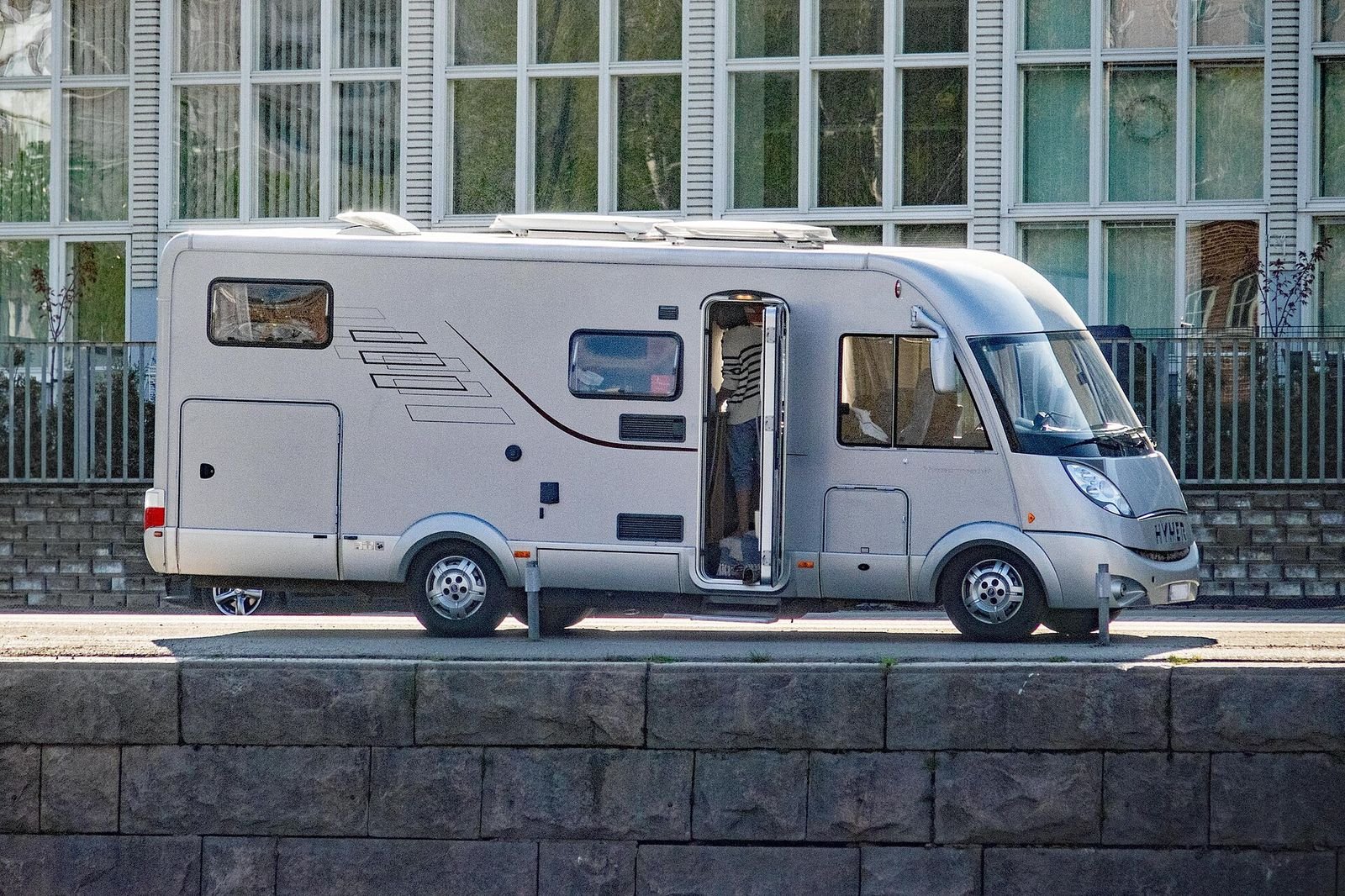 Class B vs. Class C RV: Which Motorhome Type Fits Your Trip?